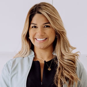 Dr. Andrea González, DDS